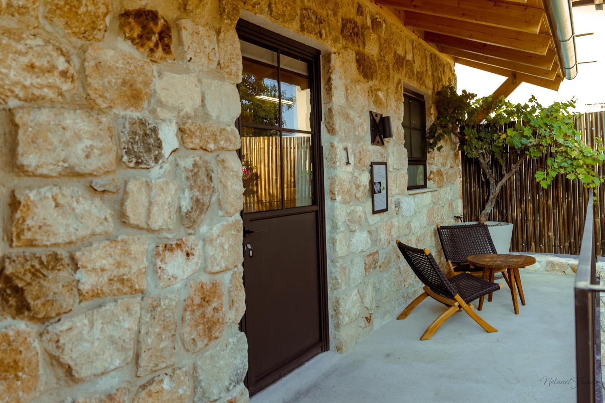Hagafen Boutique Suites Zikhron Ya'akov Exterior foto