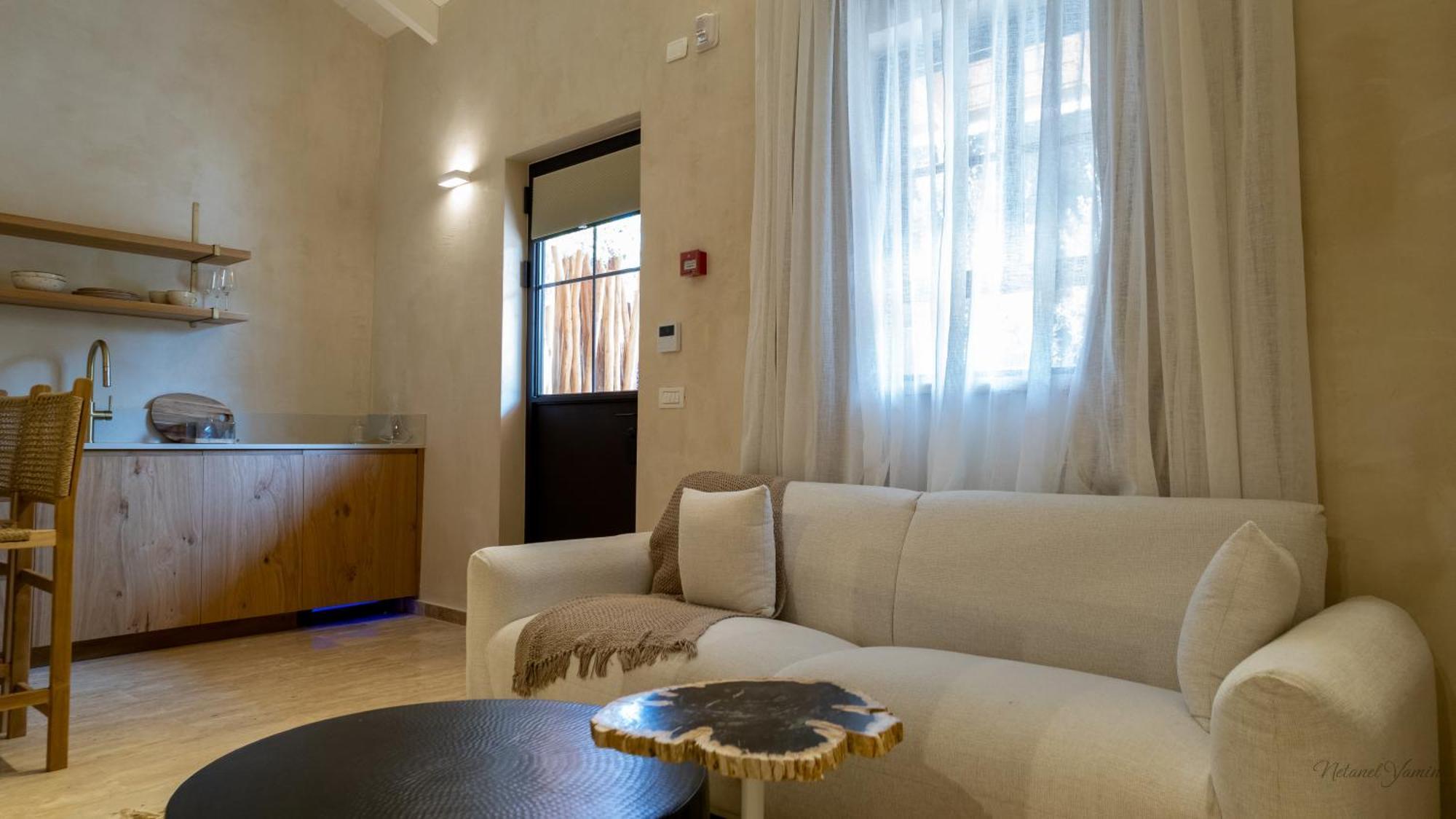 Hagafen Boutique Suites Zikhron Ya'akov Exterior foto